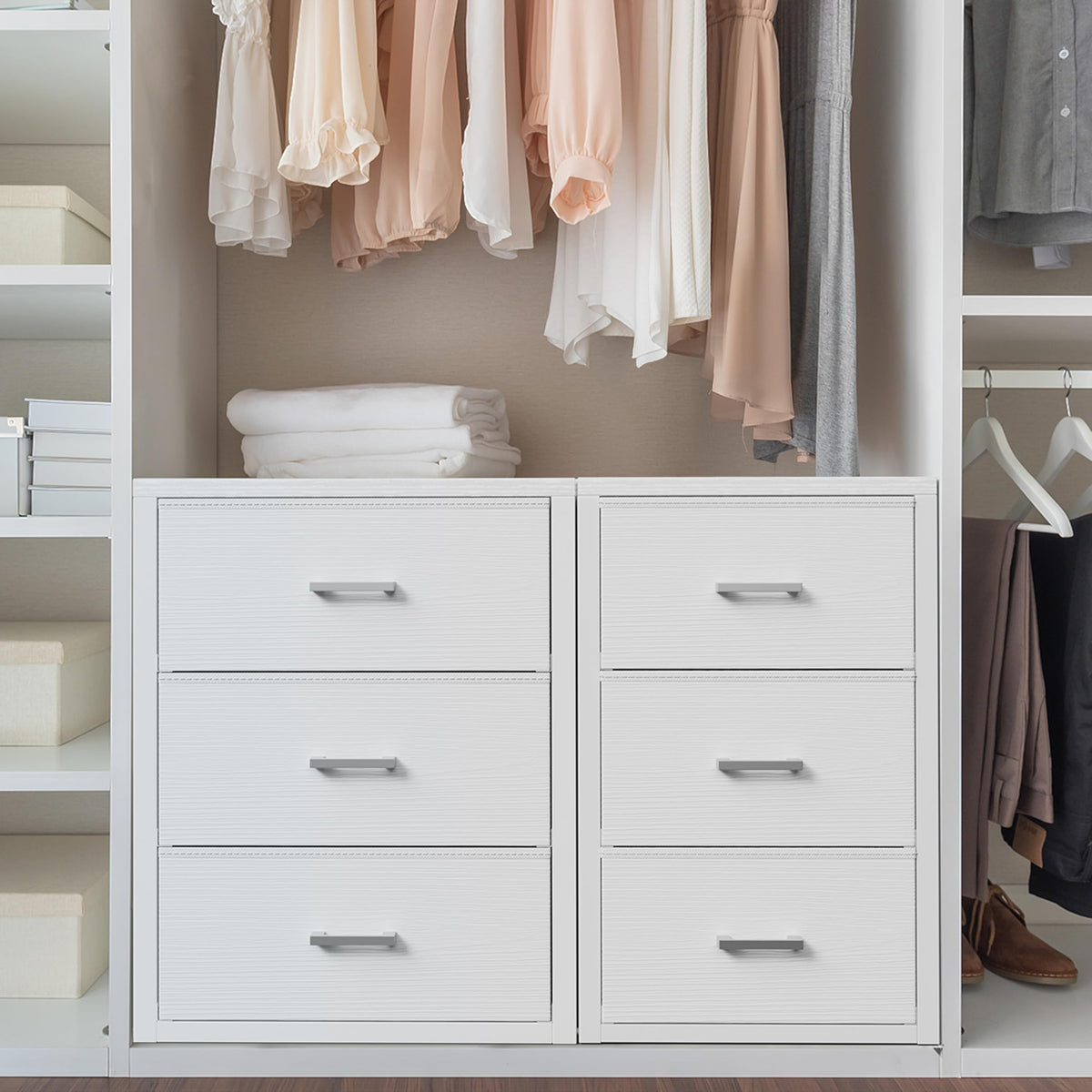White 3 Drawer Dresser W897755